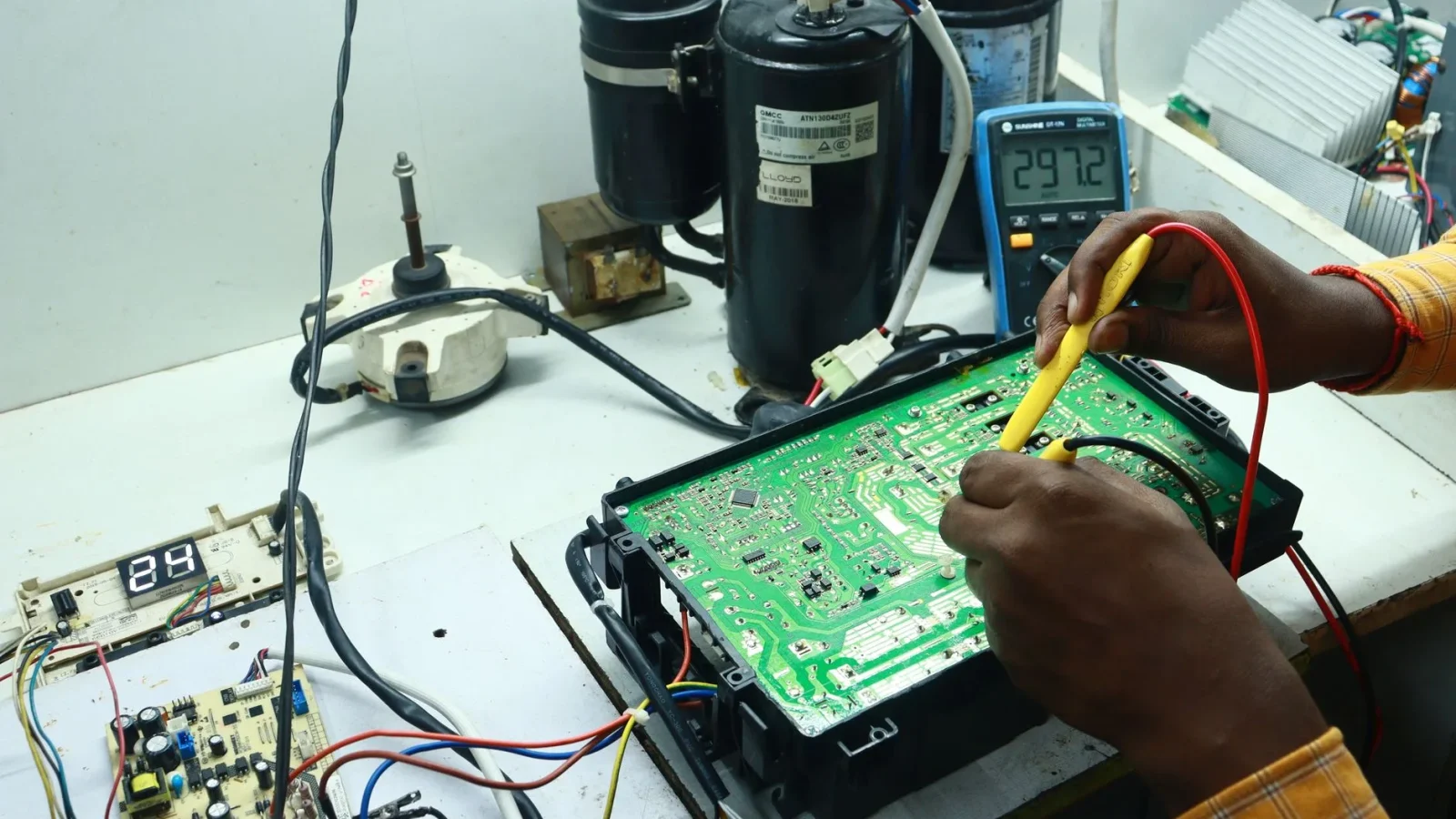 Finding a 12V Short Circuit on a Boat