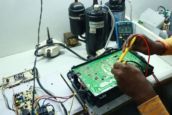 Finding a 12V Short Circuit on a Boat