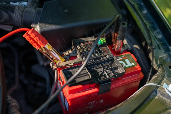 Wiring Batteries in Series and Parallel