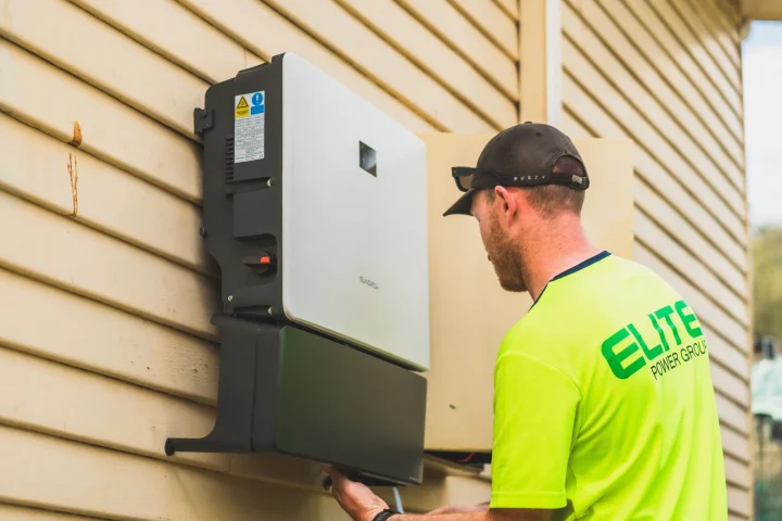 Boat Inverter and Charger Guide