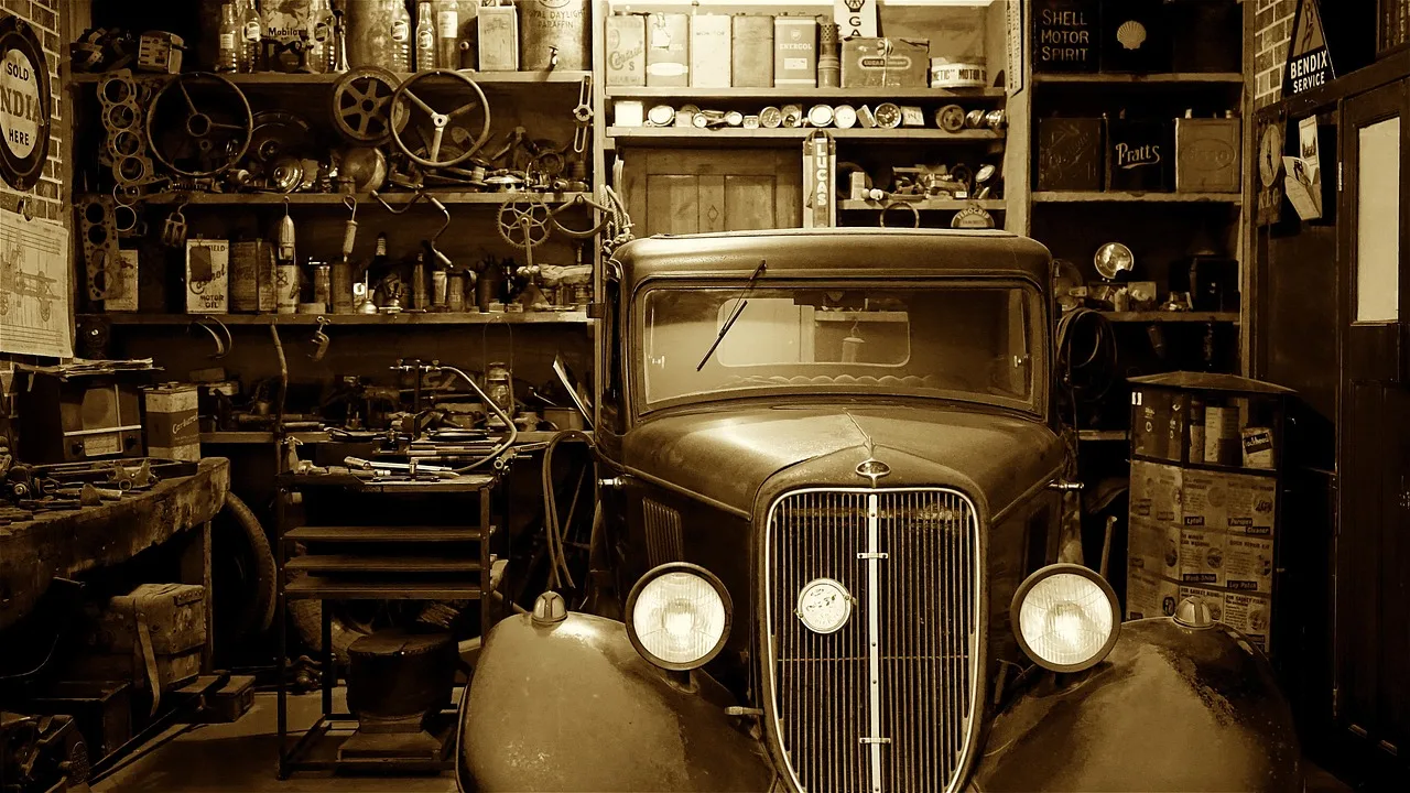 Marine electronics shop