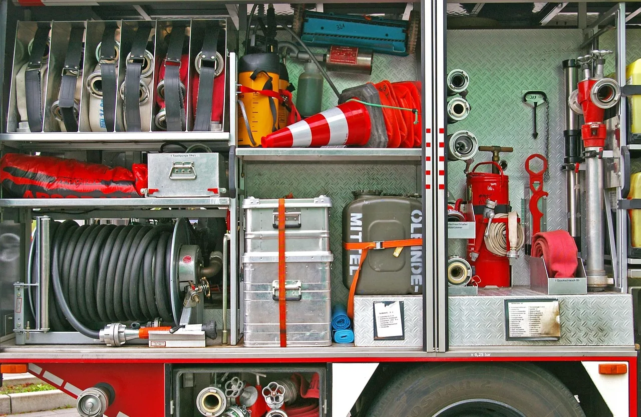 Fire extinguisher boat