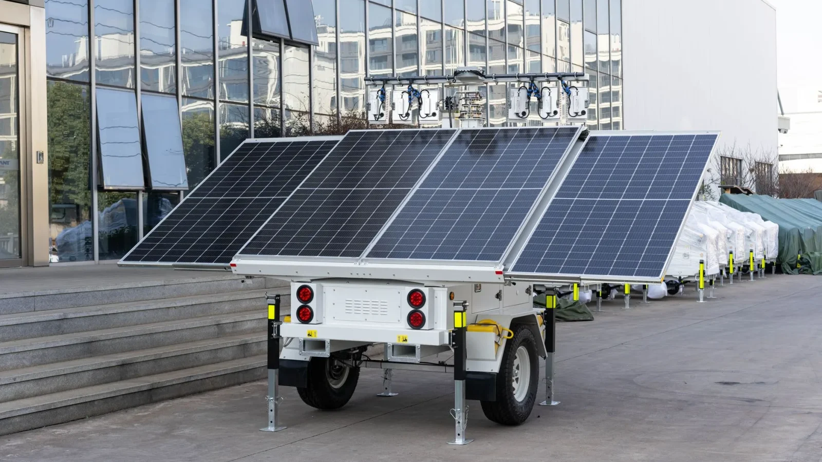 Portable vs Fixed Boat Solar Panels