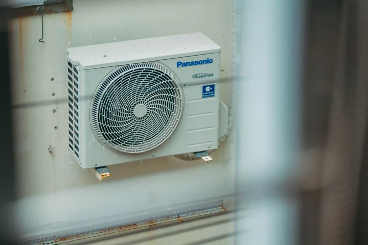 How to Size a Marine Inverter